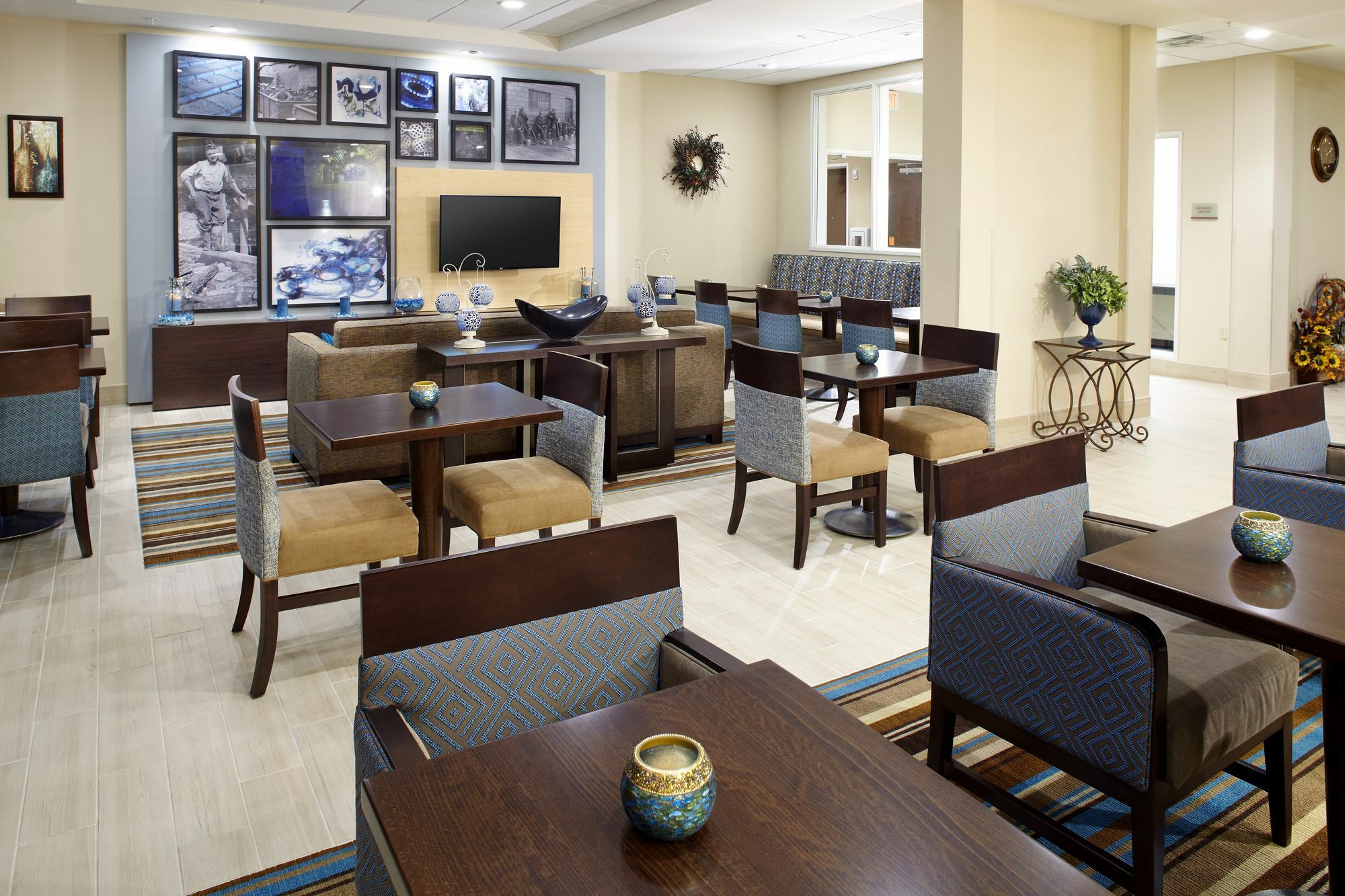Hawthorn Suites By Wyndham Wheeling At The Highlands Triadelphia Bagian luar foto